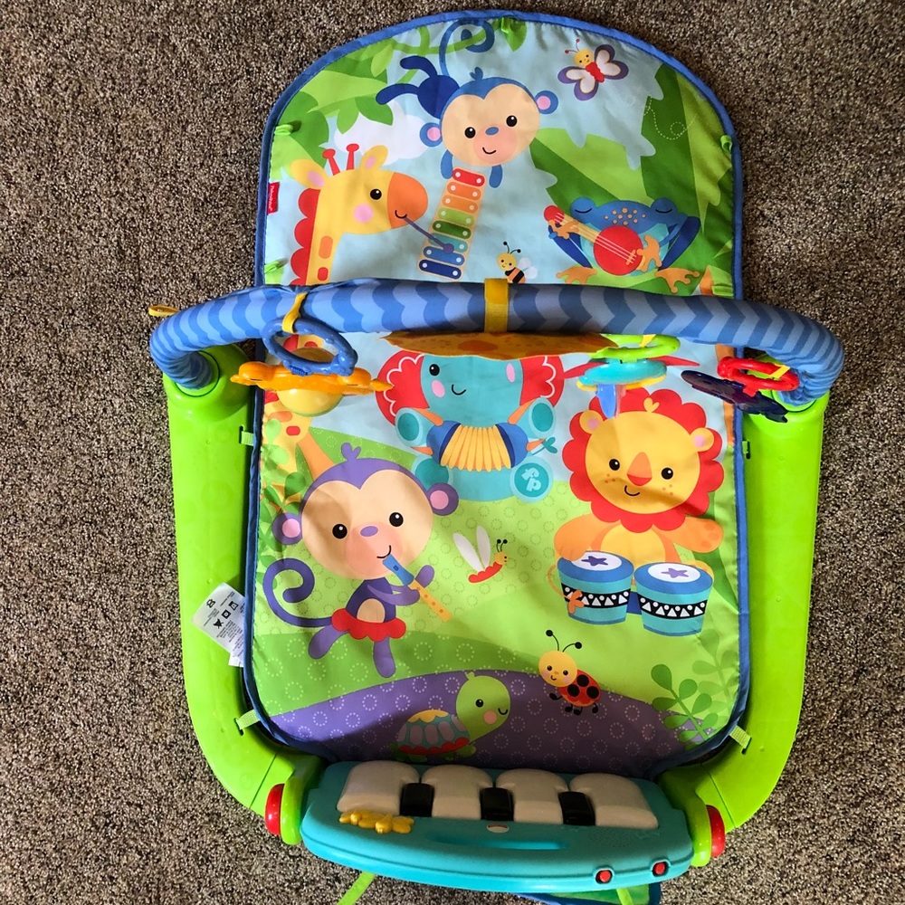 Fisher Price Kick N’ Play Piano Gym